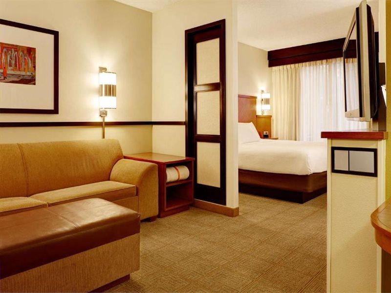 Hyatt Place Greensboro Ngoại thất bức ảnh