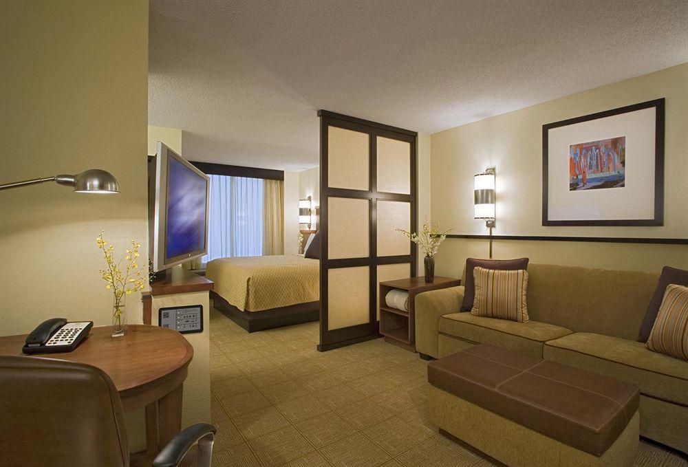 Hyatt Place Greensboro Phòng bức ảnh